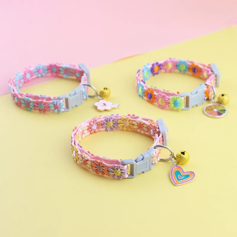 🐶 Collier fleuri réglable pour petit chien