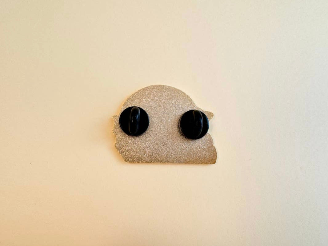 Pin’s Chat Lecteur – Épingle en émail doré | Création Art by Leonie Jonk